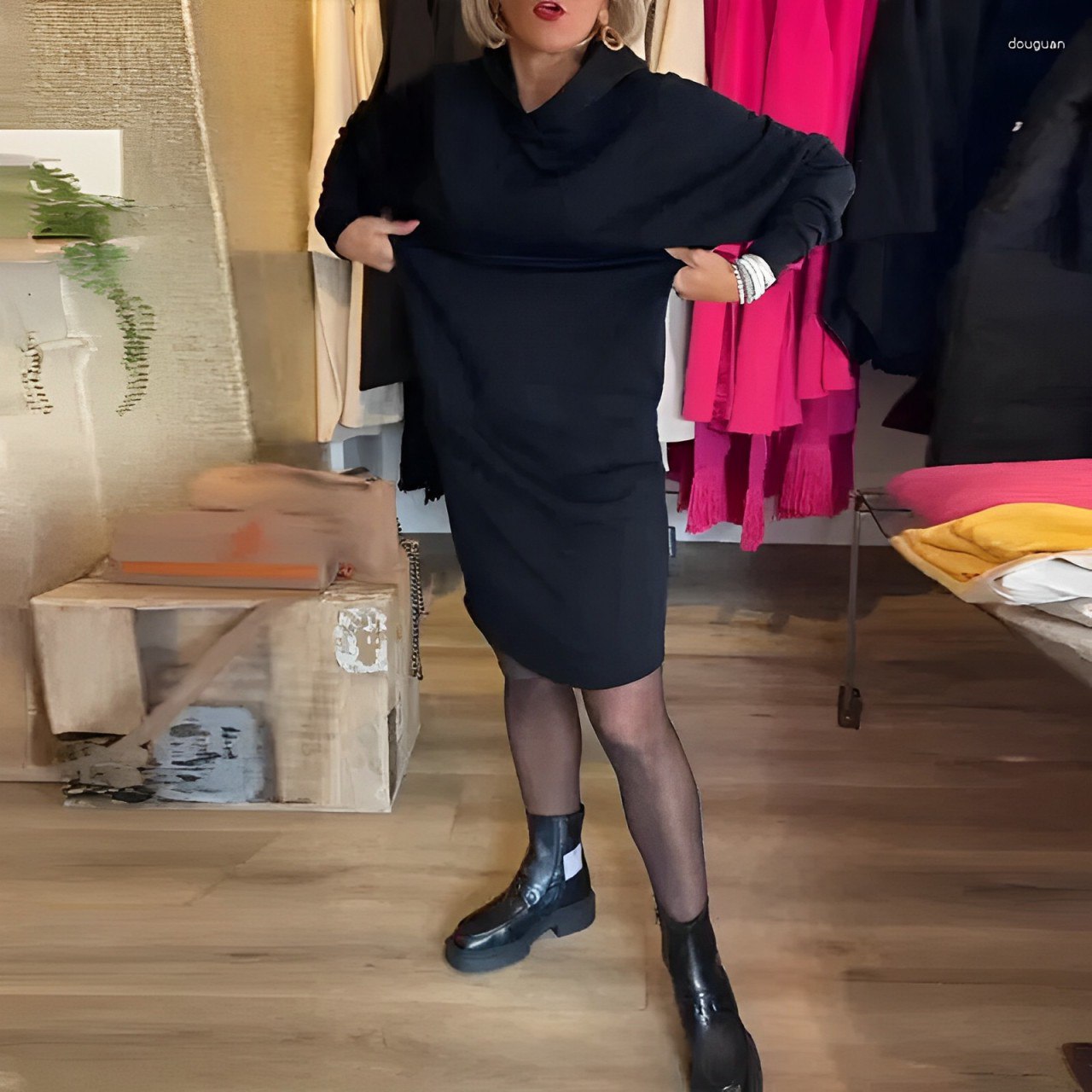 Selected Variant Image