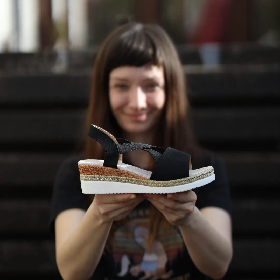 OrthoStella - ergonomische schmerzlindernde Sandalen für Damen